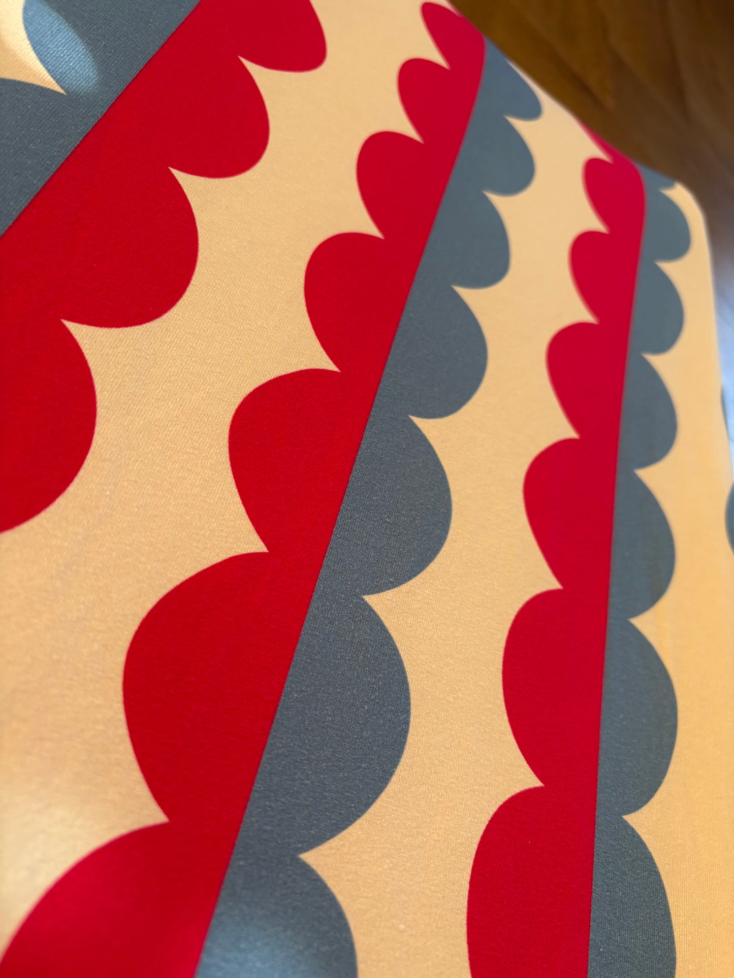 Aankleedkussenhoes - abstract - rood/blauw