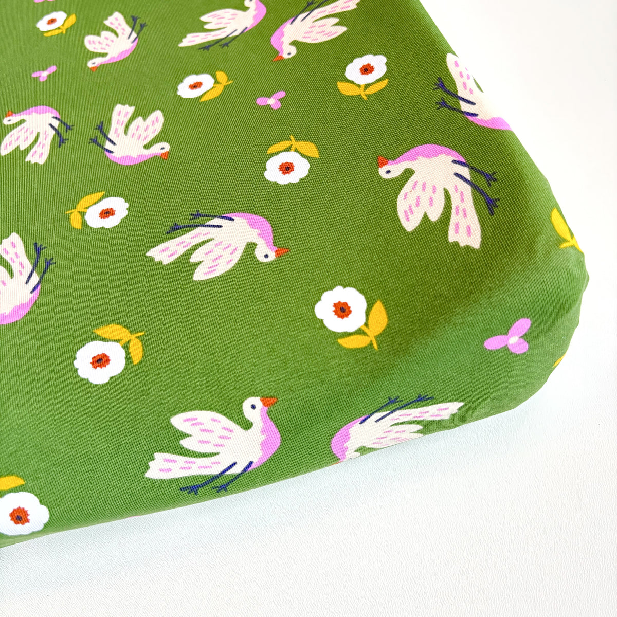 Hoeslaken ledikant 60x120 - jersey - groen - vogels