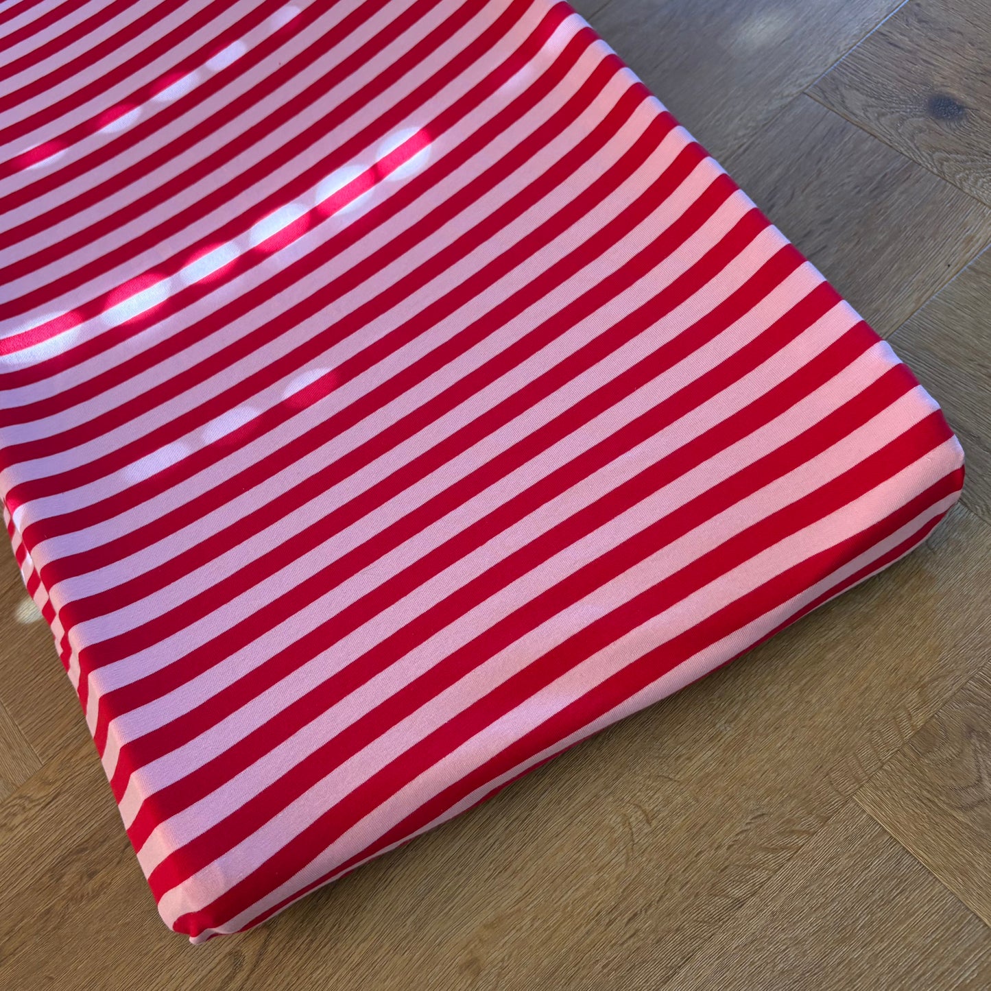 Aankleedkussenhoes - strepen - babyroze/rood