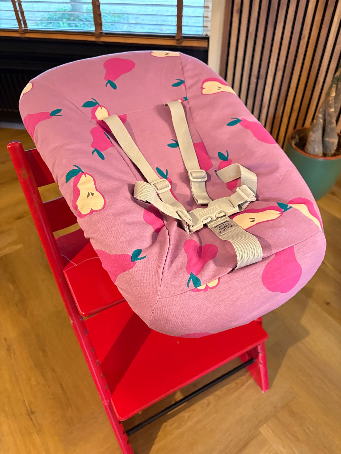 Stokke newbornset hoes - peren - fuchsia