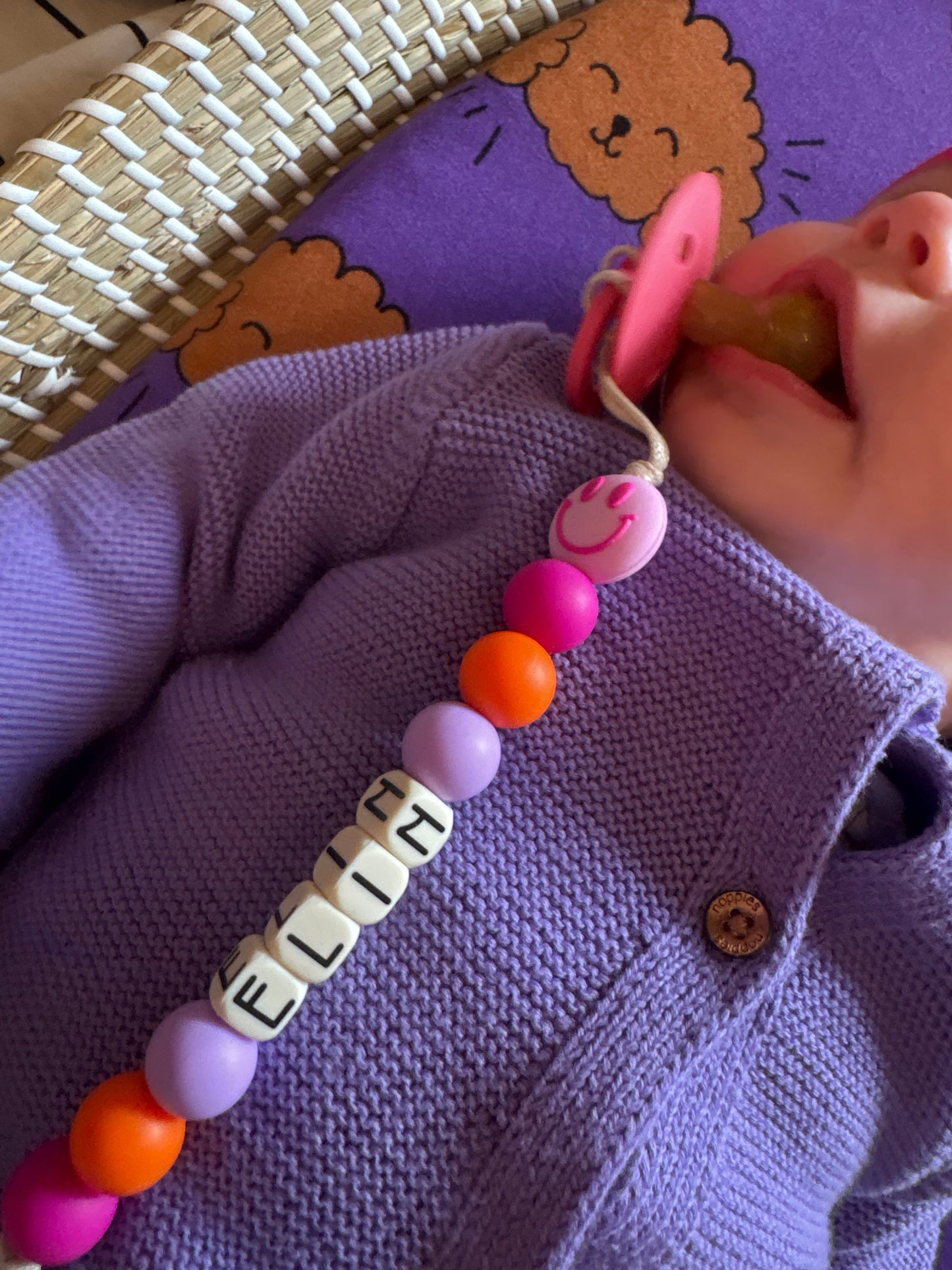 Speenkoord met naam - Elin - roze smiley