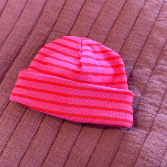 Newborn mutsje - Strepen - Roze / Rood