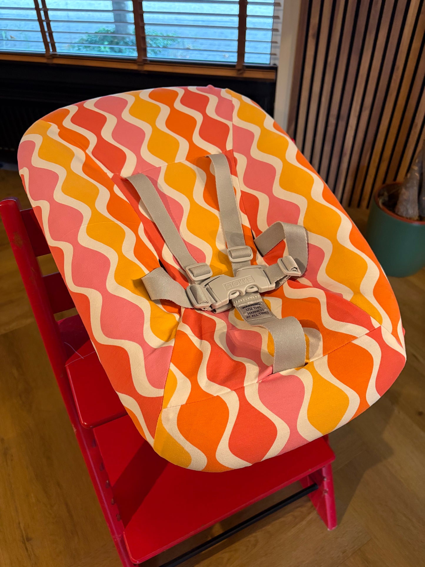 Stokke newbornset hoes - retro - oranje/roze