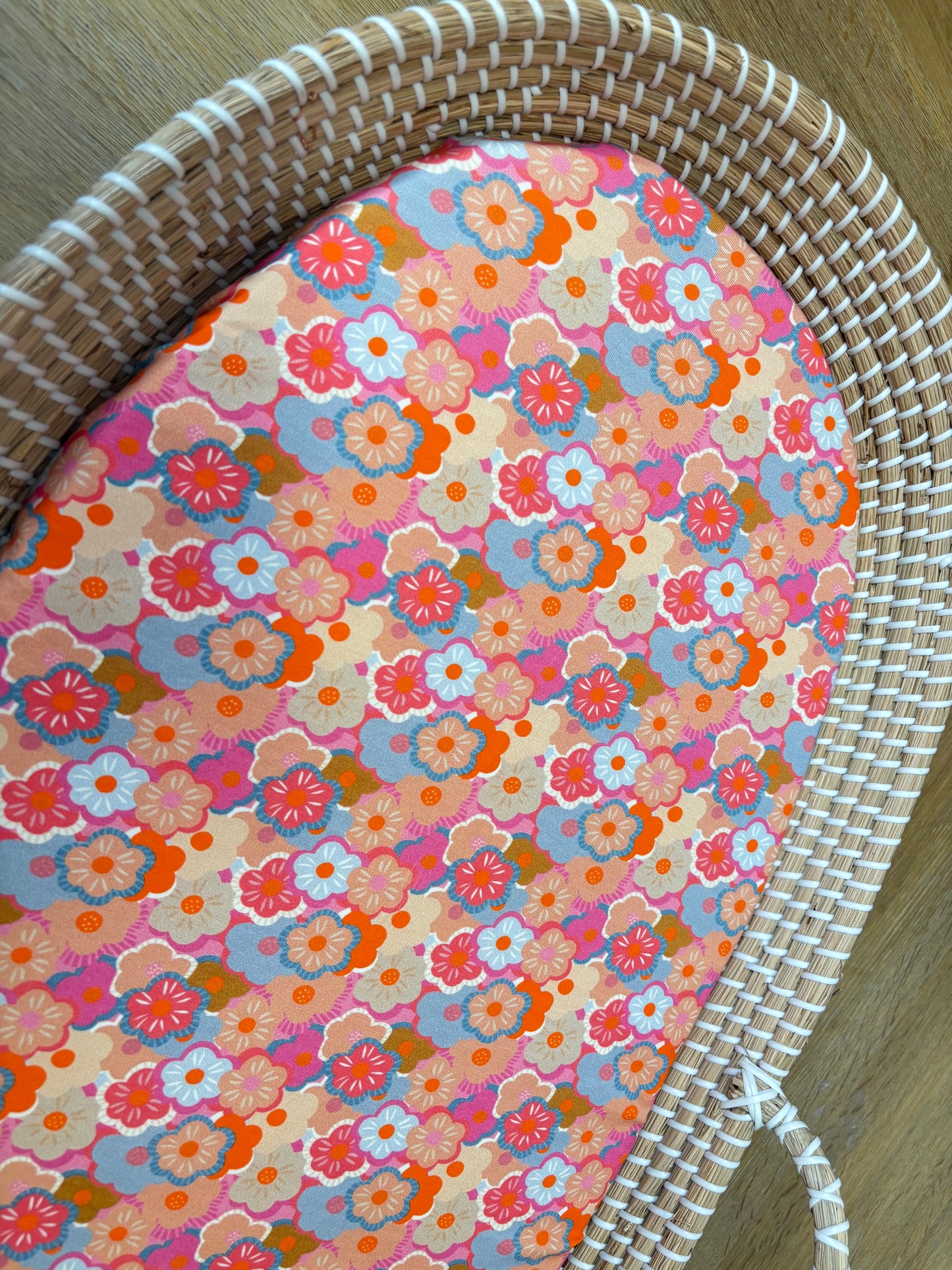 Hoeslaken verschoonmand/kinderwagen - bloem - retro