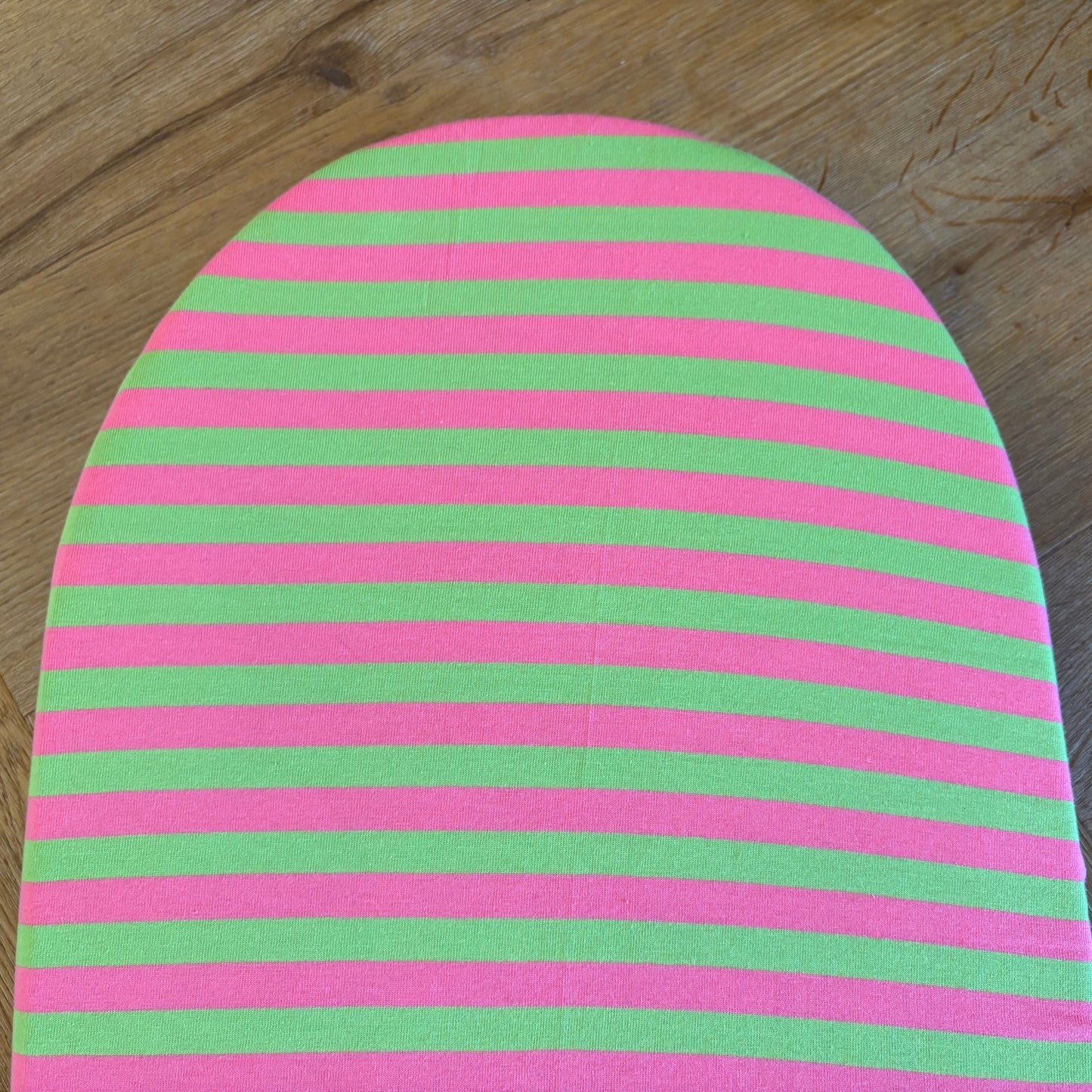 Hoeslaken verschoonmand/kinderwagen - strepen - roze/groen