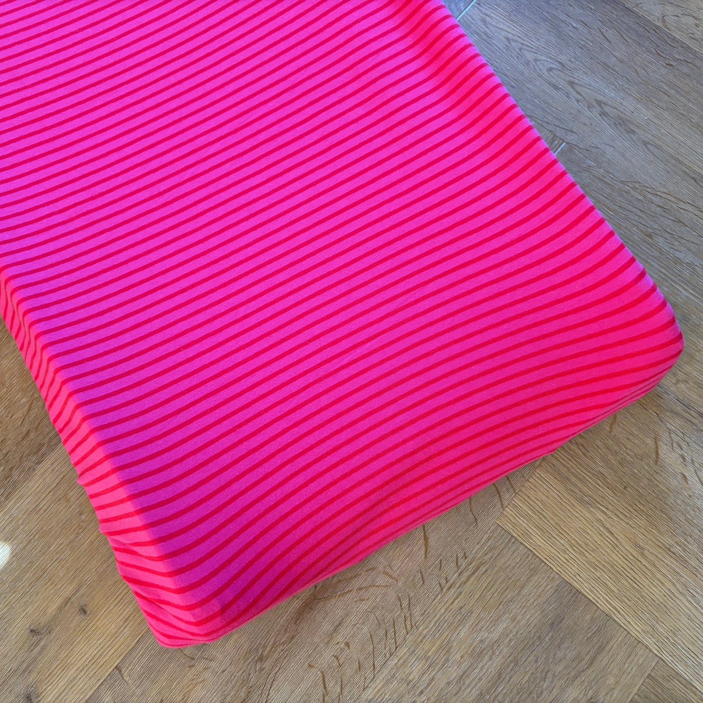 Aankleedkussenhoes - strepen - fuchsia/rood