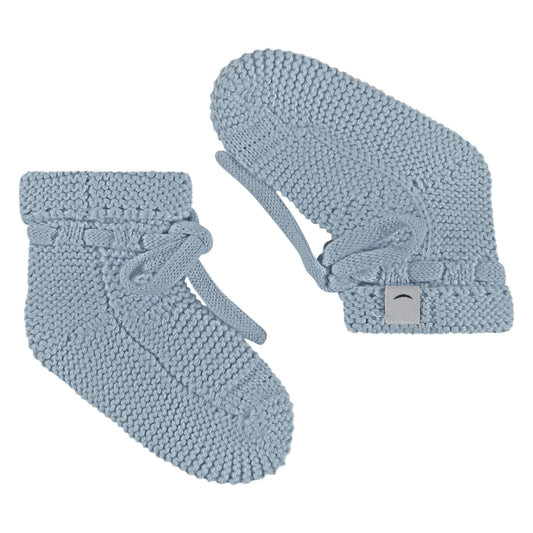 Gebreide new born slofjes met veter - baby blauw