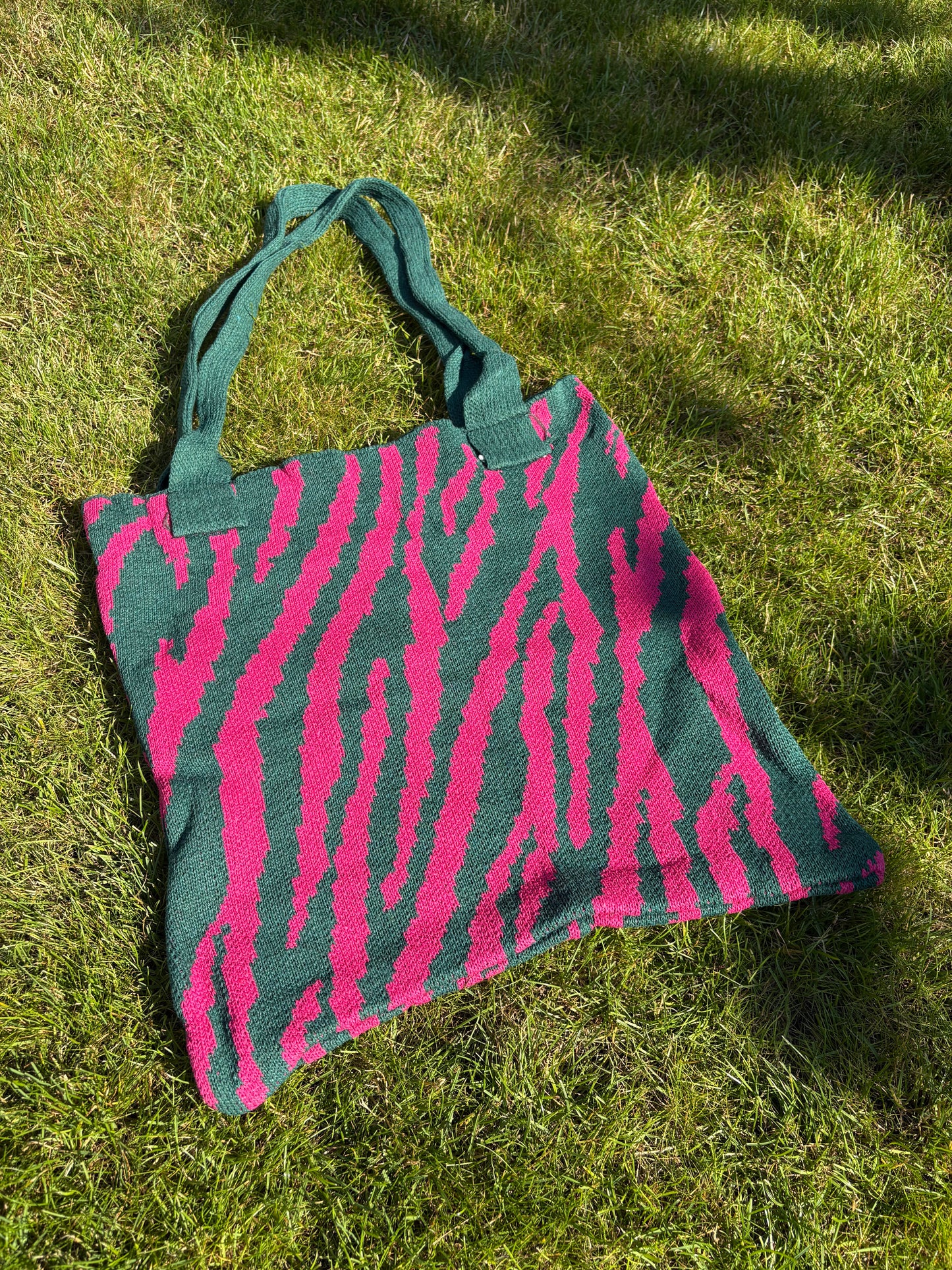 Mom Bag XL Gebreid Zebra - Donkergroen & Roze