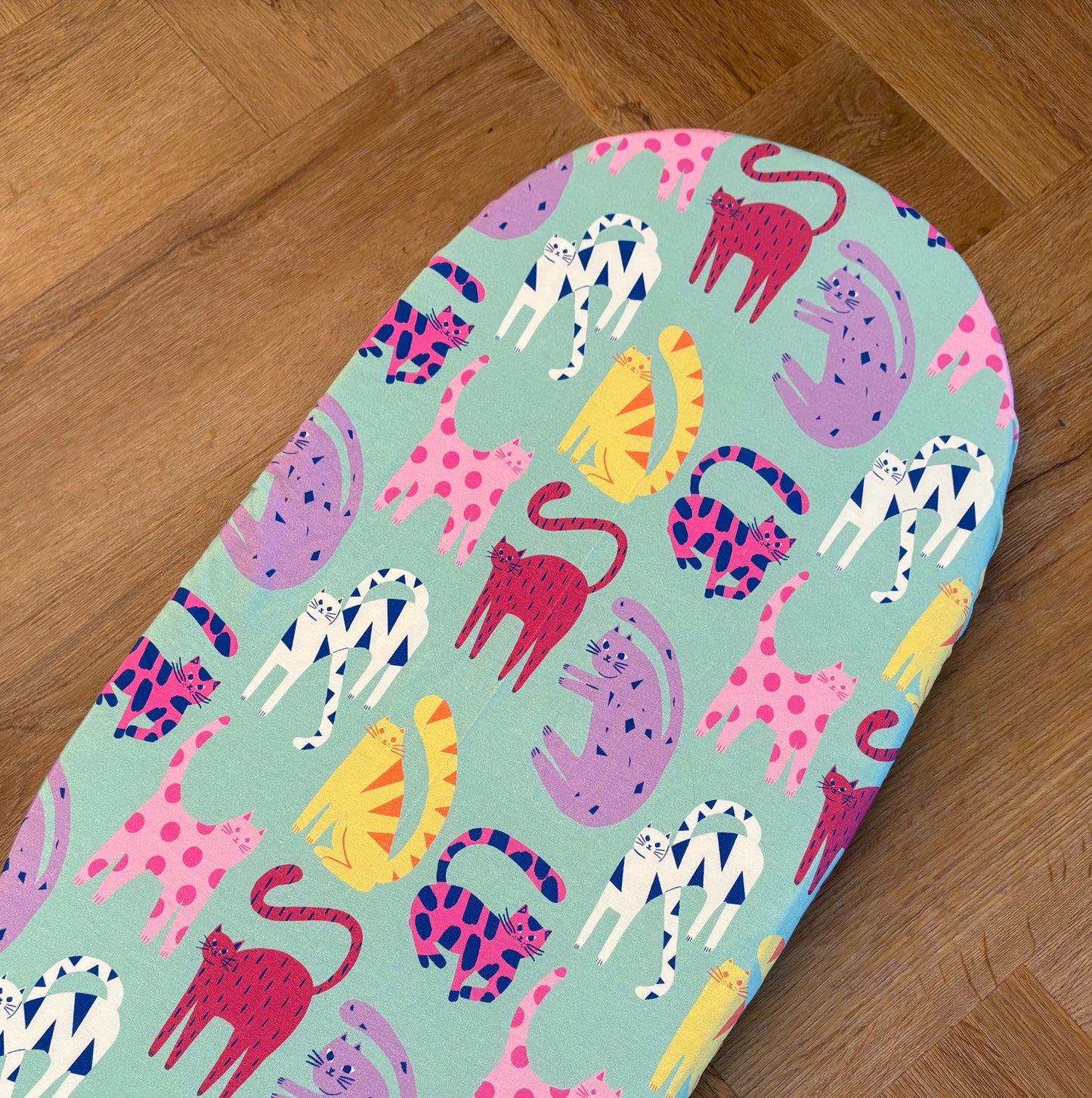 Hoeslaken verschoonmand/kinderwagen - poezen - mint