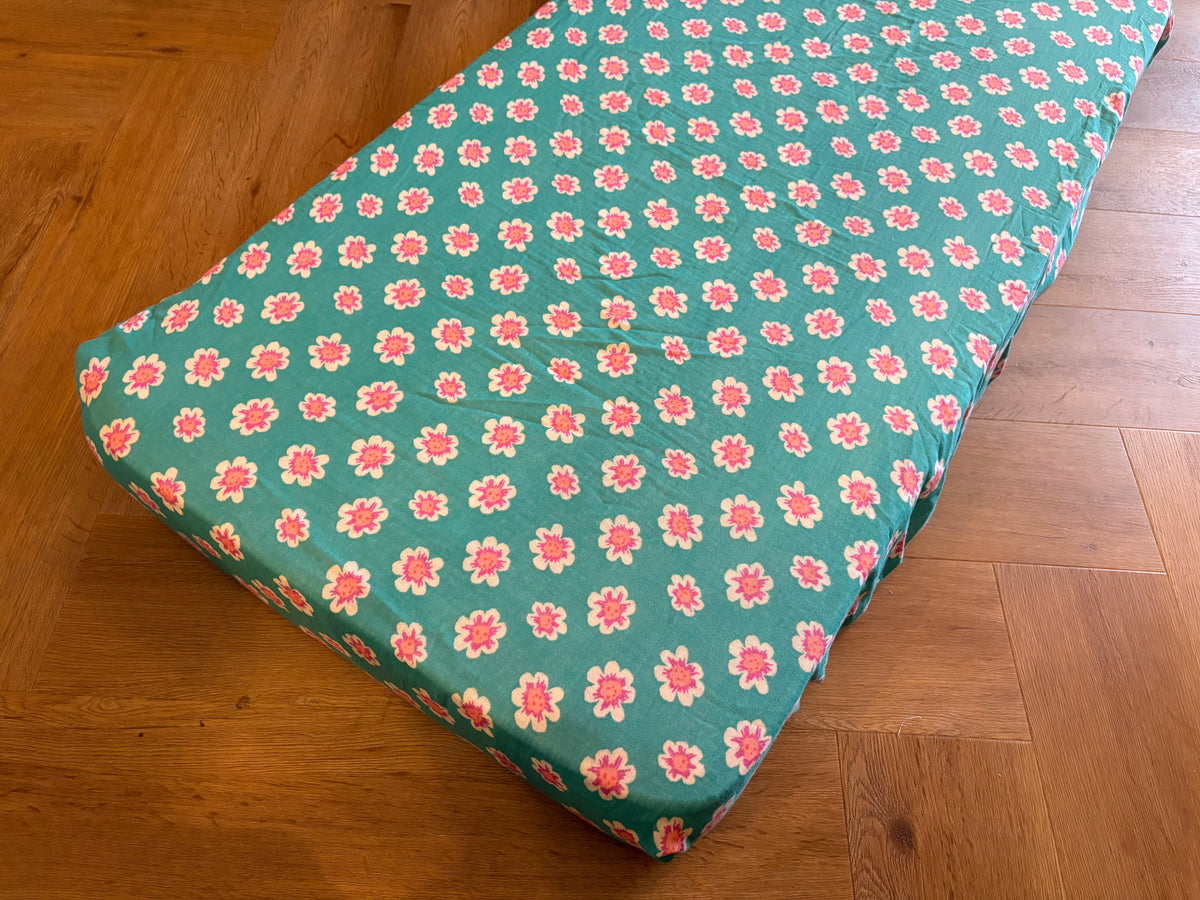 Hoeslaken ledikant 60x120 - hydrofiel - bloemen groen