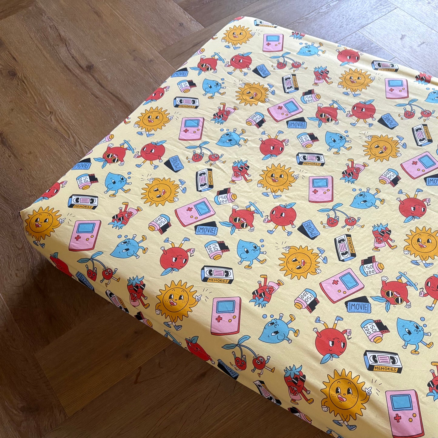 Hoeslaken boxmatras - arcade - botergeel
