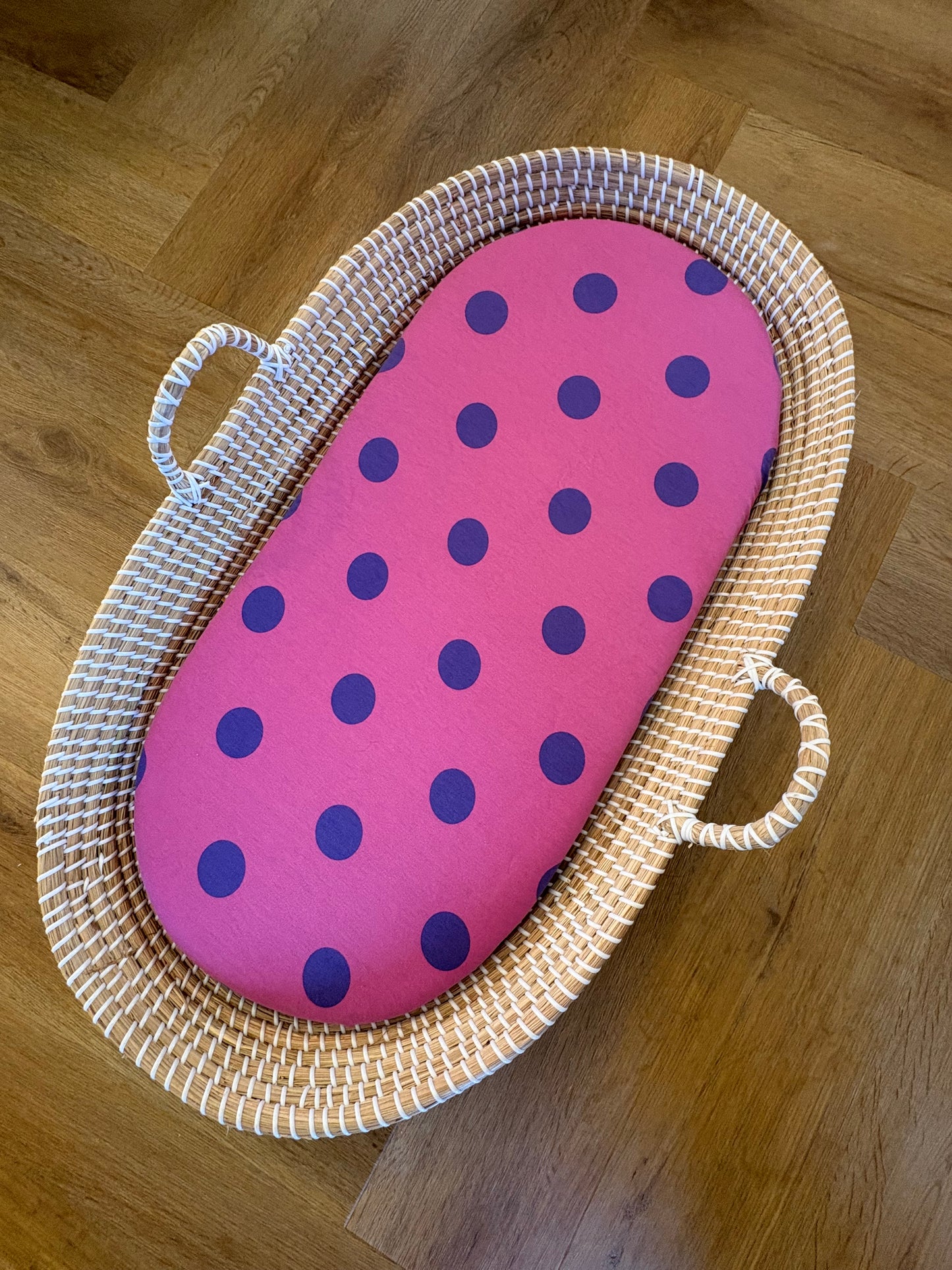 Hoeslaken verschoonmand/kinderwagen - stippen - roze/paars