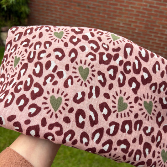 Hydrofiele XL multidoek - swaddle - panter - hartjes - oudroze