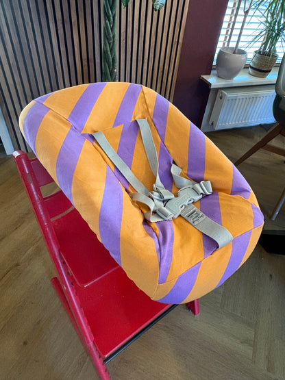 Stokke newbornset hoes - strepen - paars/oranje