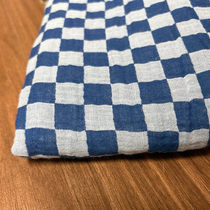 Hydrofiele XL multidoek - swaddle - blokjes - blauw