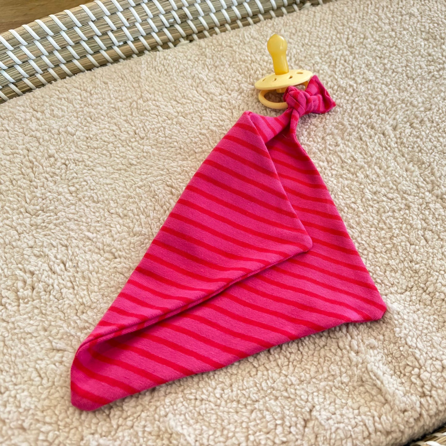 Speendoekje - Rood/roze - streepjes